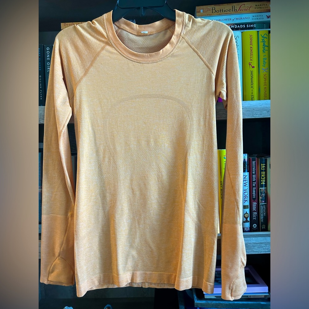Lululemon long sleeve top